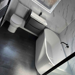 bathroom slate tile floor white